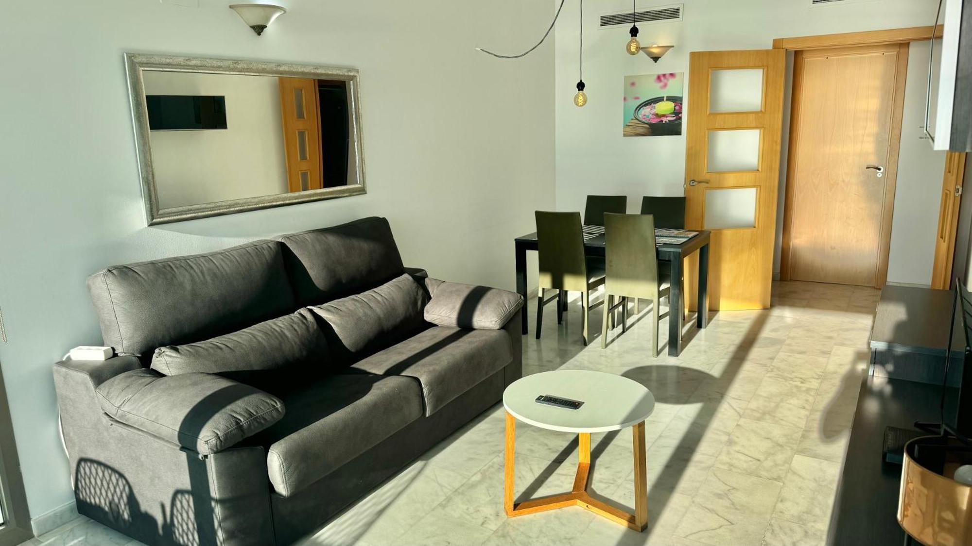 Highrise With Stunning Views From Private Balcony 85 Benidorm